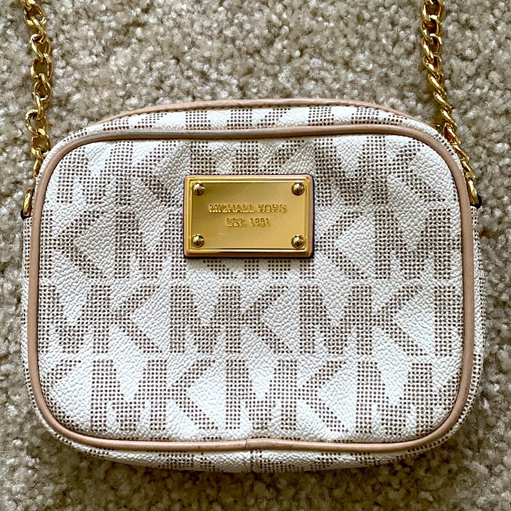 Michael Kors tiny crossbody purse